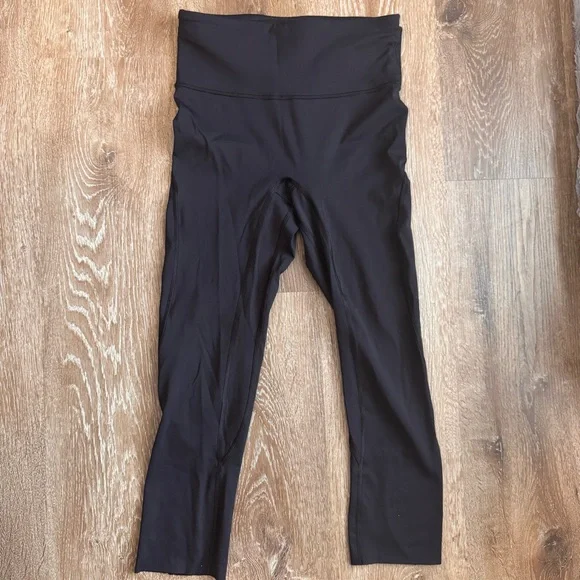 Lululemon Run The Day Crop - Picture 5 of 9